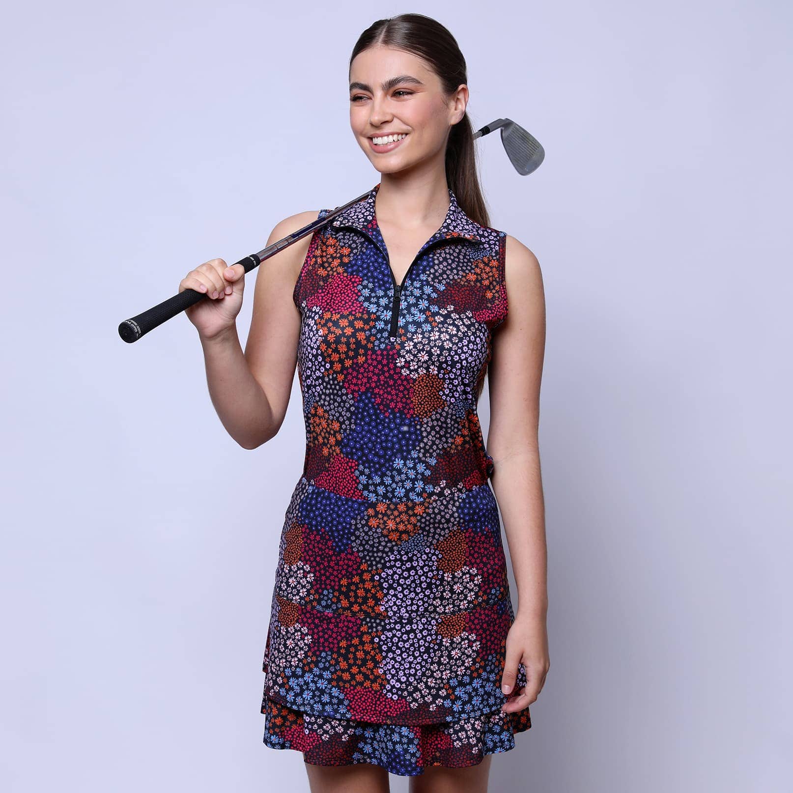 Image accompanying Elevate Your Golf Experience with Modern, Sporty, and Fashionable Gear
