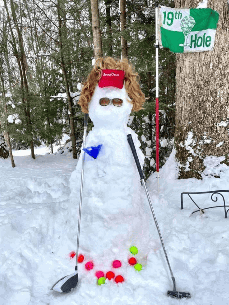 Image accompanying Winter Golf Essentials for Women: Clothing & Gear